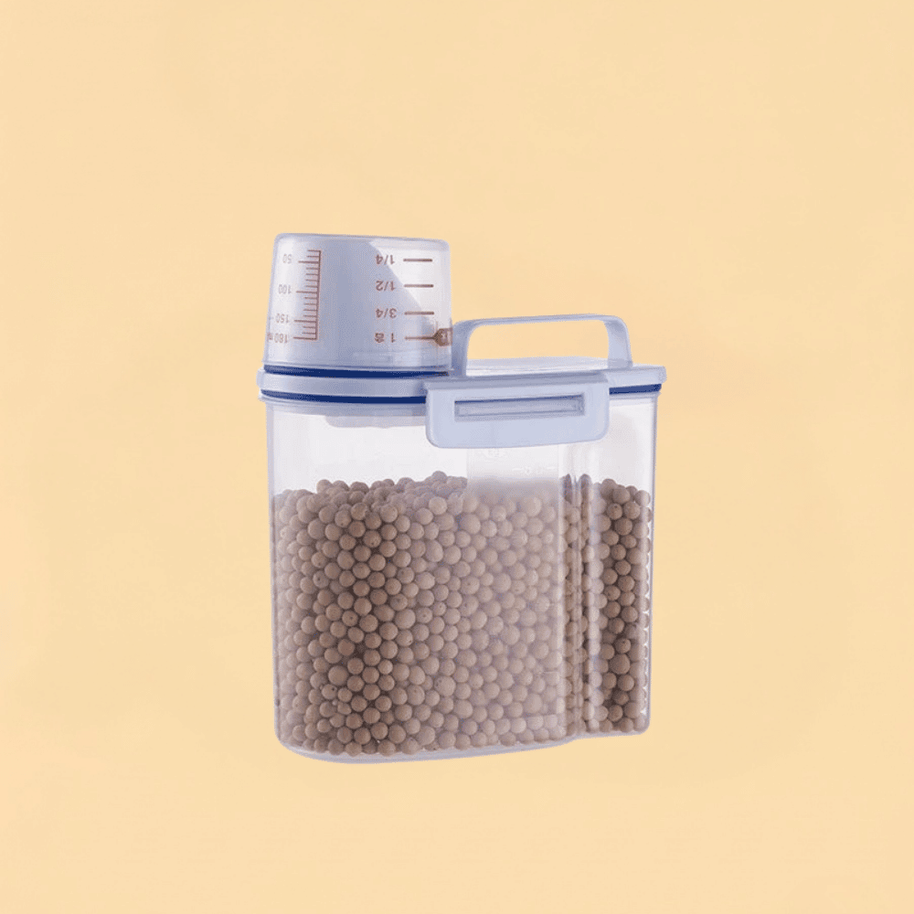 Porta Ração Hermético 2kg com Copo Medidor e Trava de Frescor